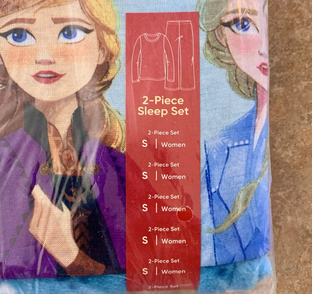 Frozen 2 Women’s Size Small Pajama Set New