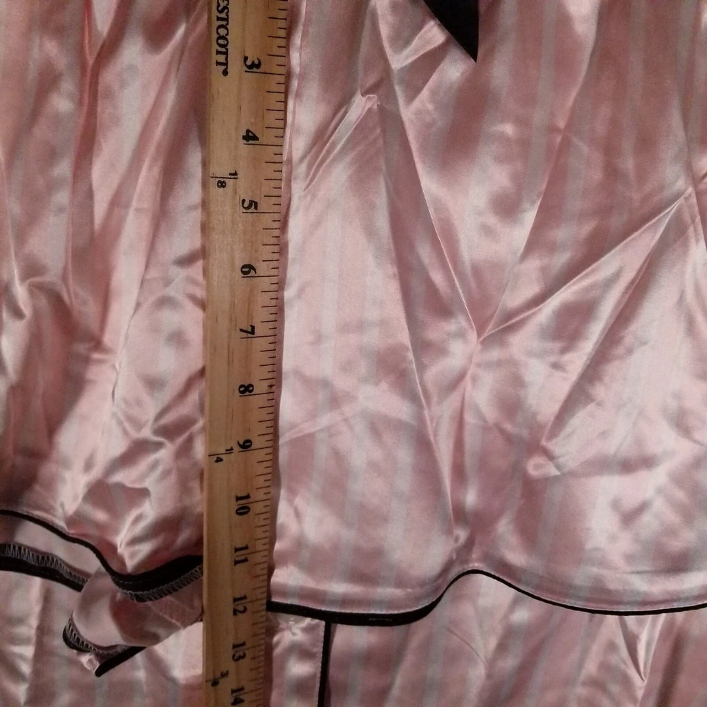 Women Sz M Pajama Set Pink/White NWOT Stripe Sleepwear Shirt & Shorts PJ 2-Piece