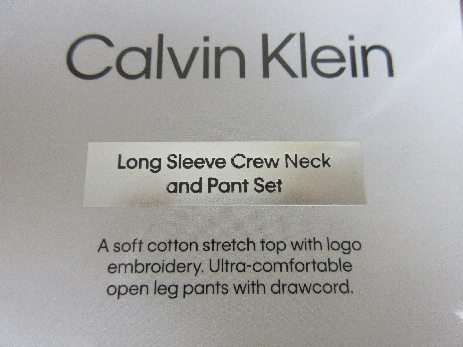 Calvin Klein Women's Long Sleeve Crew Neck Top and Pant Set Size XS - Red (NWT)