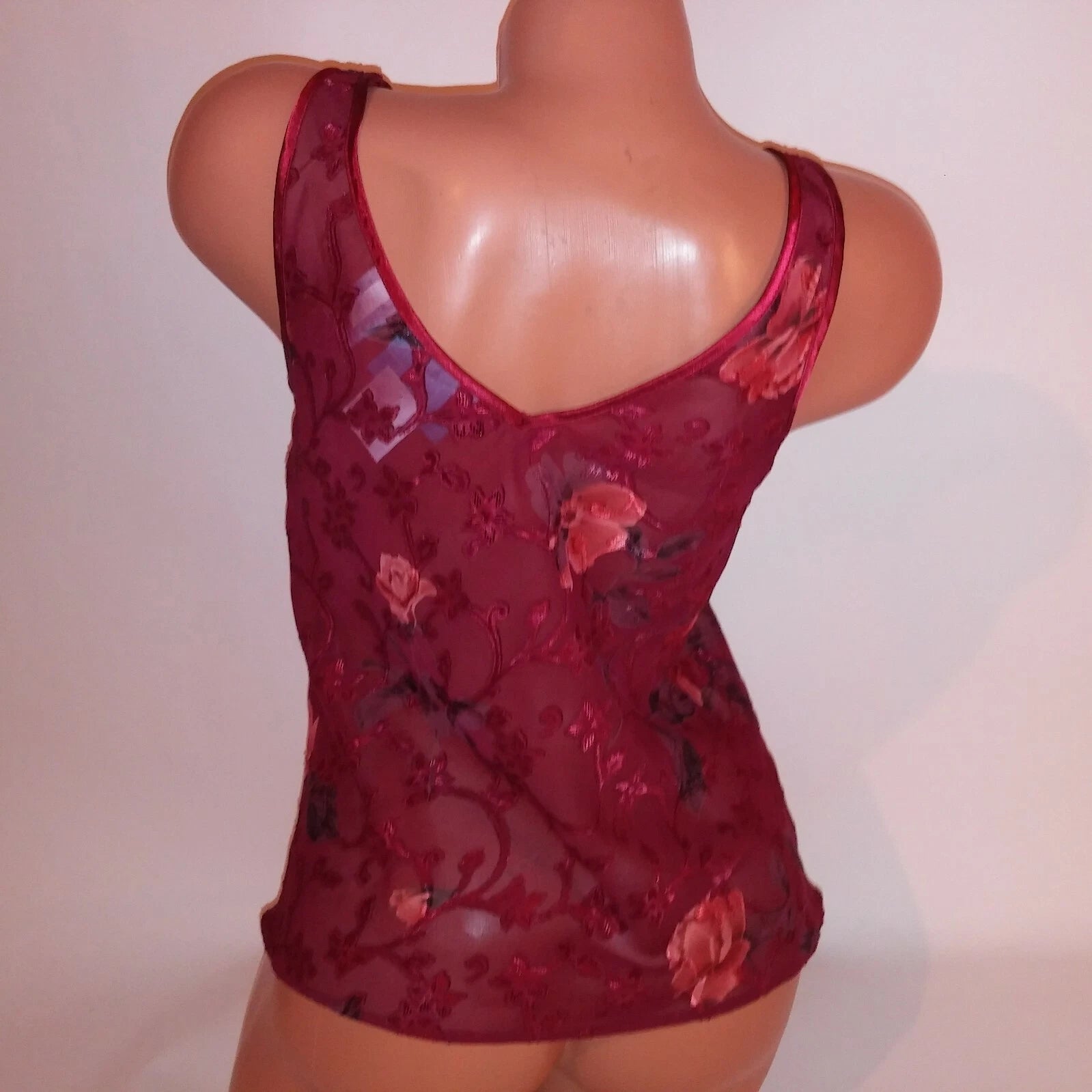 Warners Pajama Set Shorts & Tank Top Medium Burgundy Red Sheer Floral Sleeveless