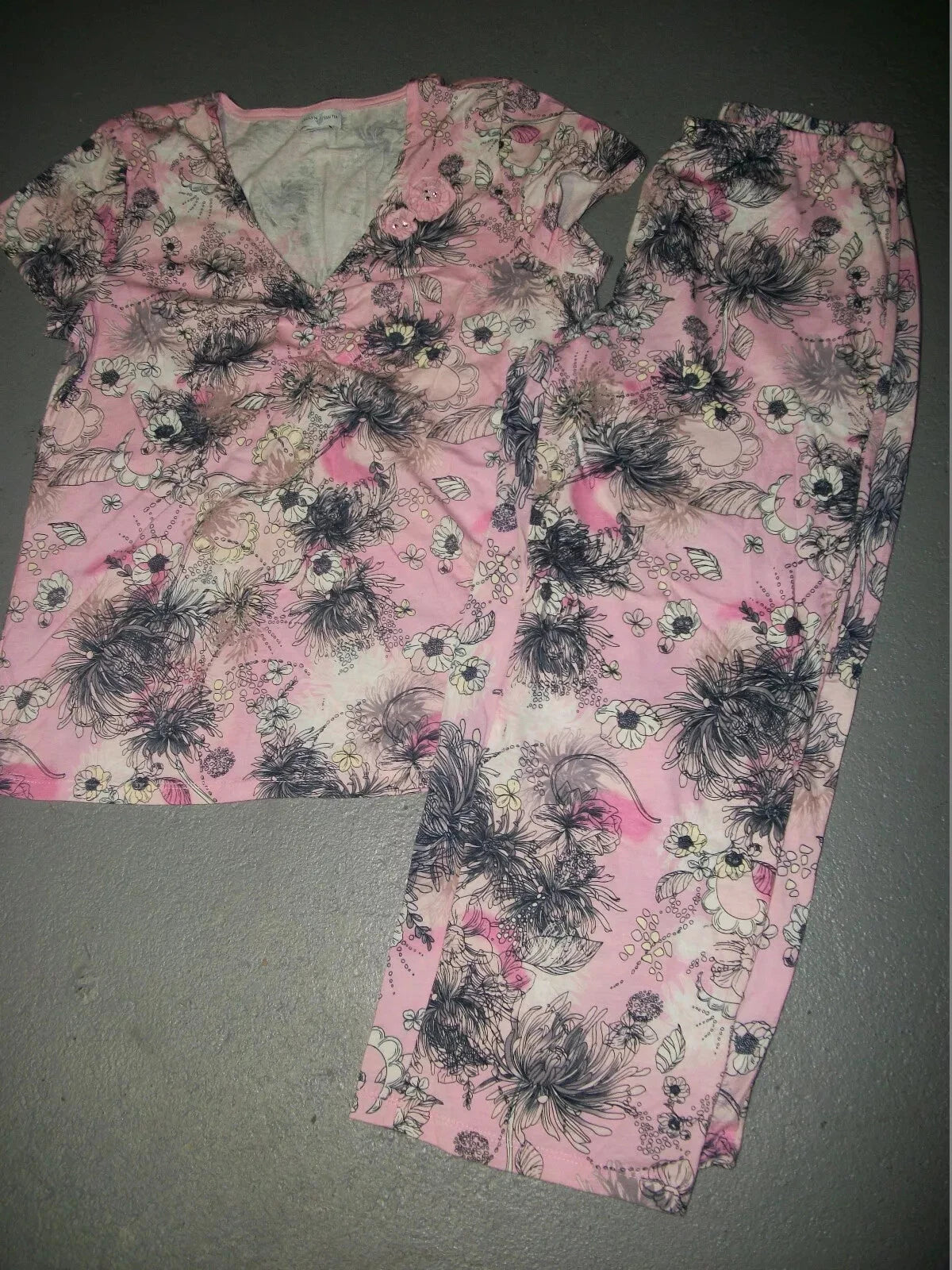 JACLYN SMITH BLUE PINK FLORAL PJ TOP & CAPRI PANTS PAJAMA SET WOMEN SZ SMALL 4 6