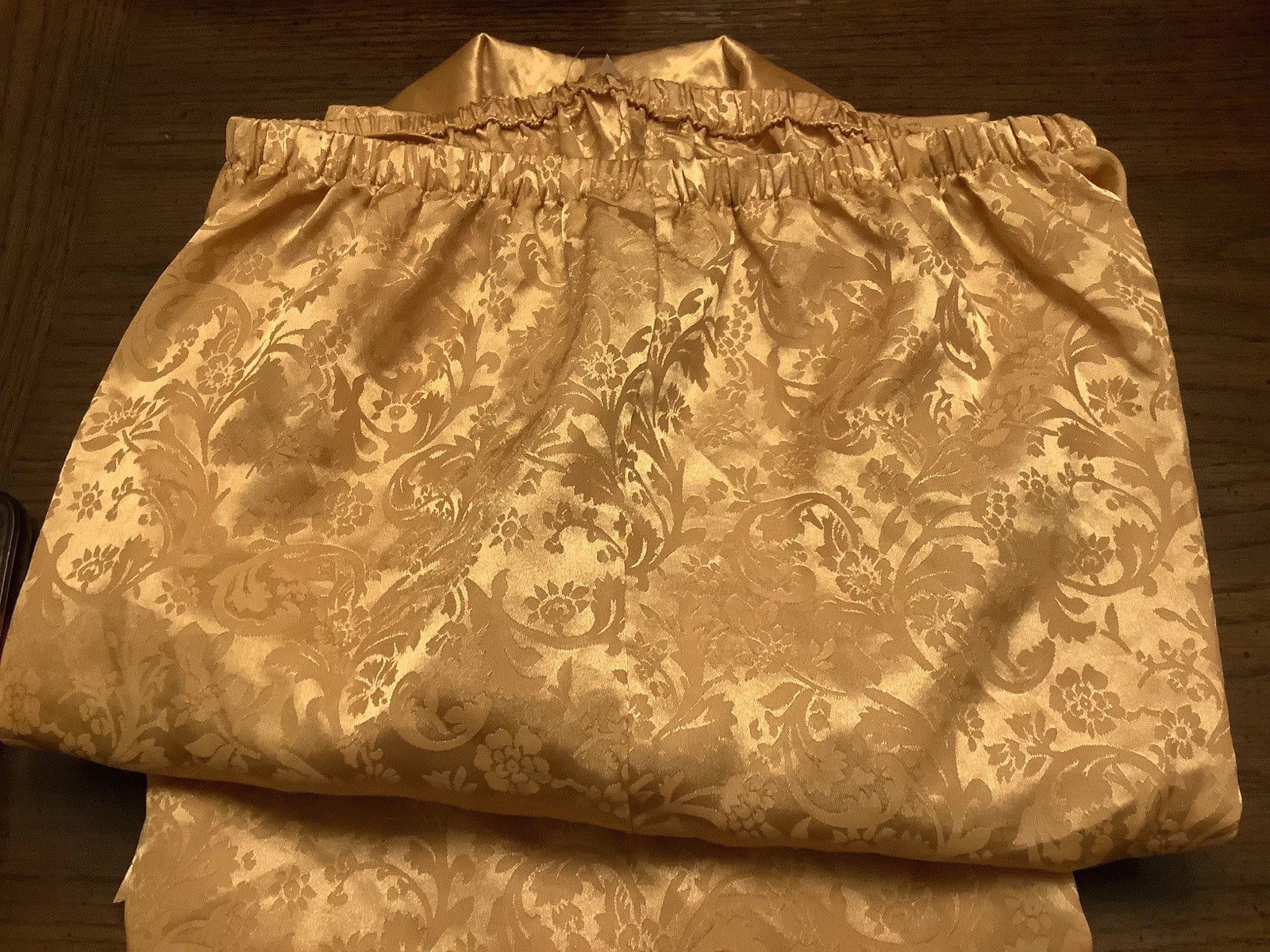 Vintage Enchanting Ladies Sleepwear. Medium (10-12). Gold. 3 Piece.