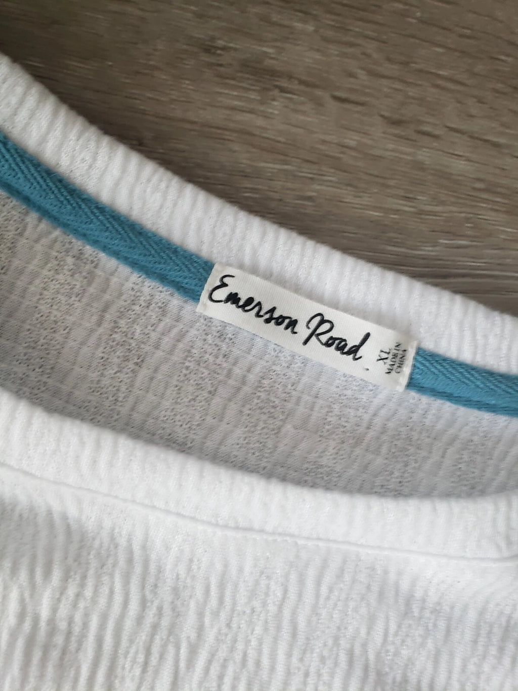 Emerson Road size XL Women tee & shorts white crinkle stars print pajama set