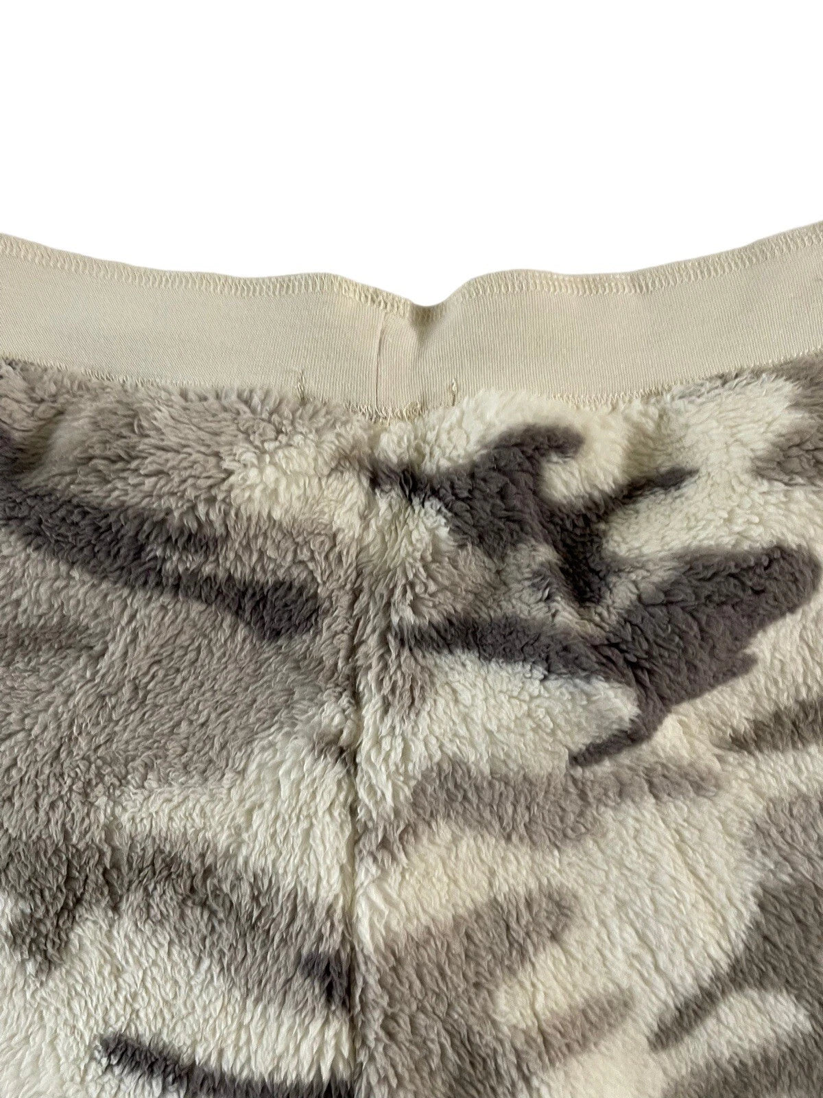 NWT PJ Salvage Women XS Camo Gray Ivory Thick Faux Fur Fleece Shorts SOFT #PQ6/8