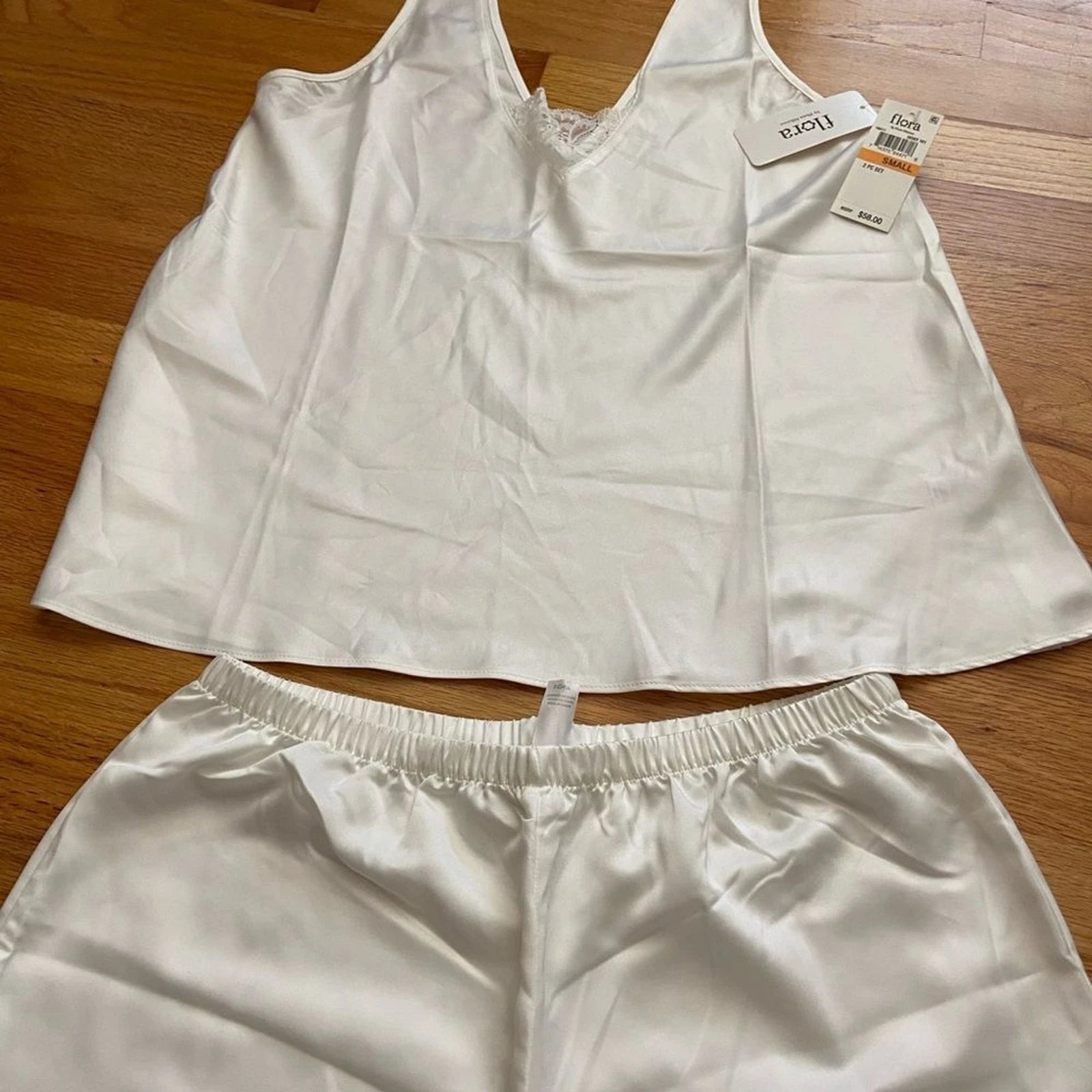 NWT Flora Nikrooz Claudine Matte Shirt Set with Lace