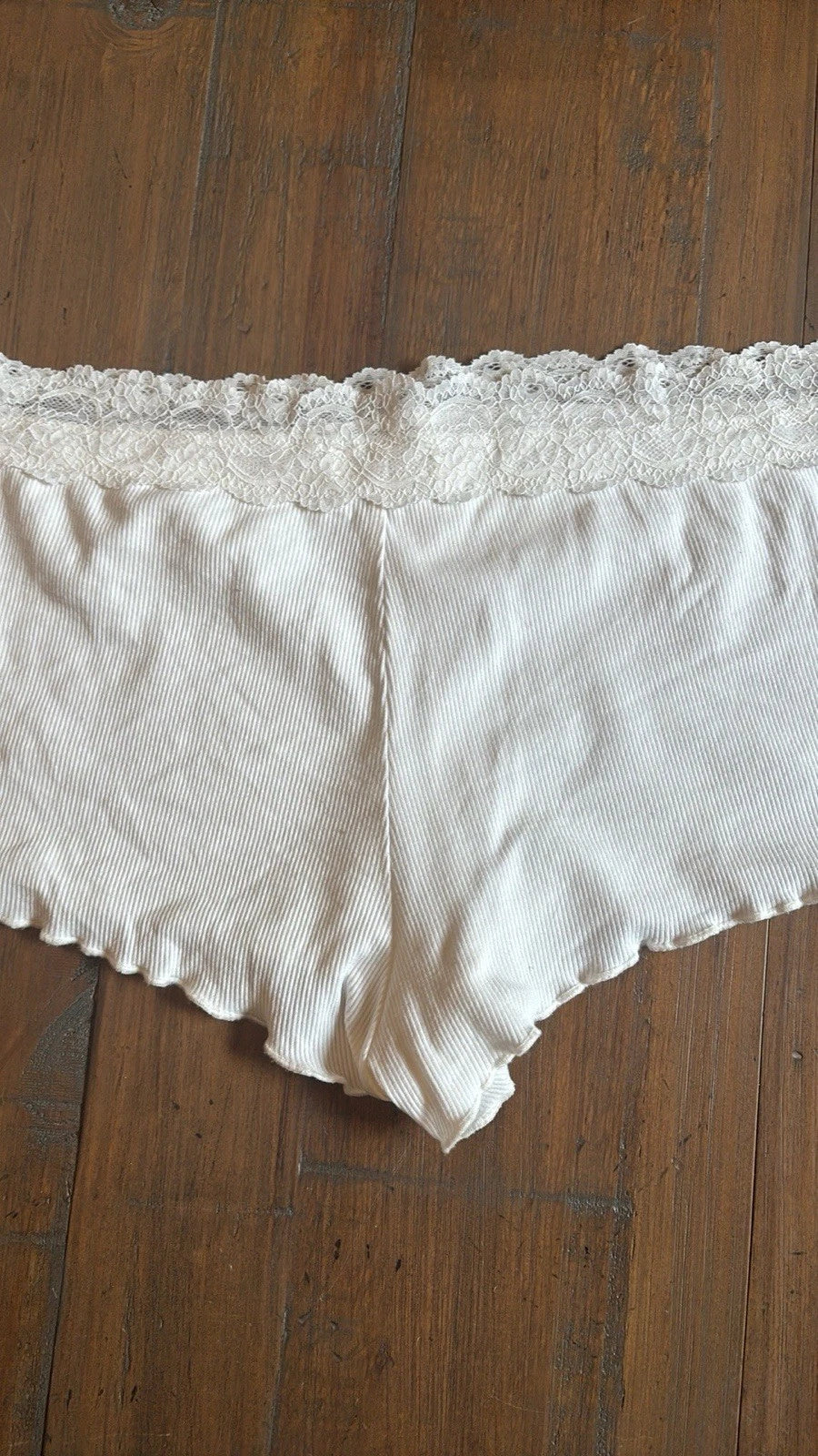 For Love And Lemons Eilsey 2 Piece Pajama Set XL & L