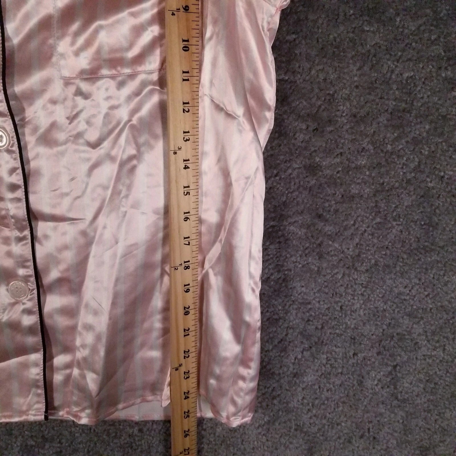 Women Sz M Pajama Set Pink/White NWOT Stripe Sleepwear Shirt & Shorts PJ 2-Piece