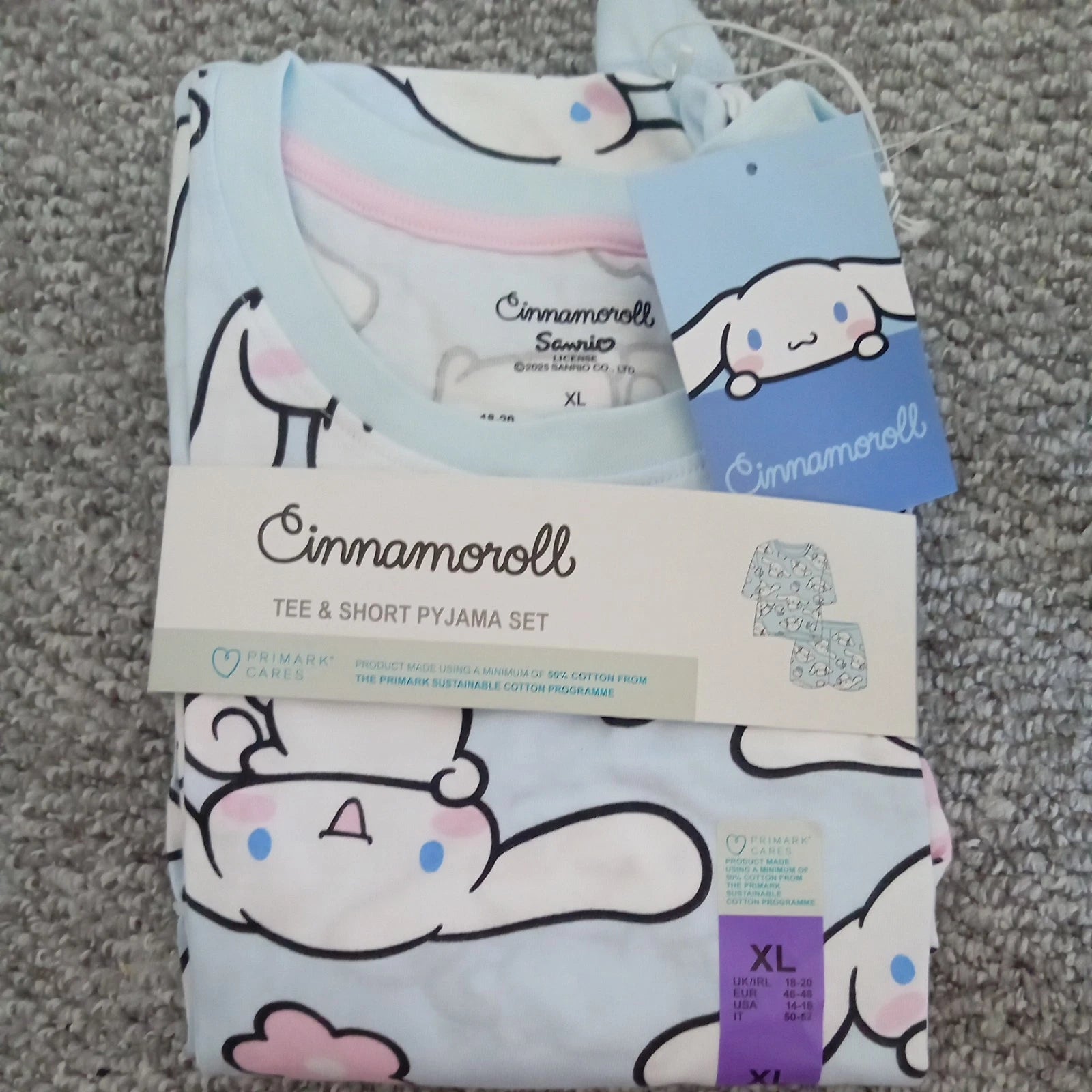 Hello Kitty Cinnamoroll Tee & Shorts Pyjama Set UK Size XL Brand New