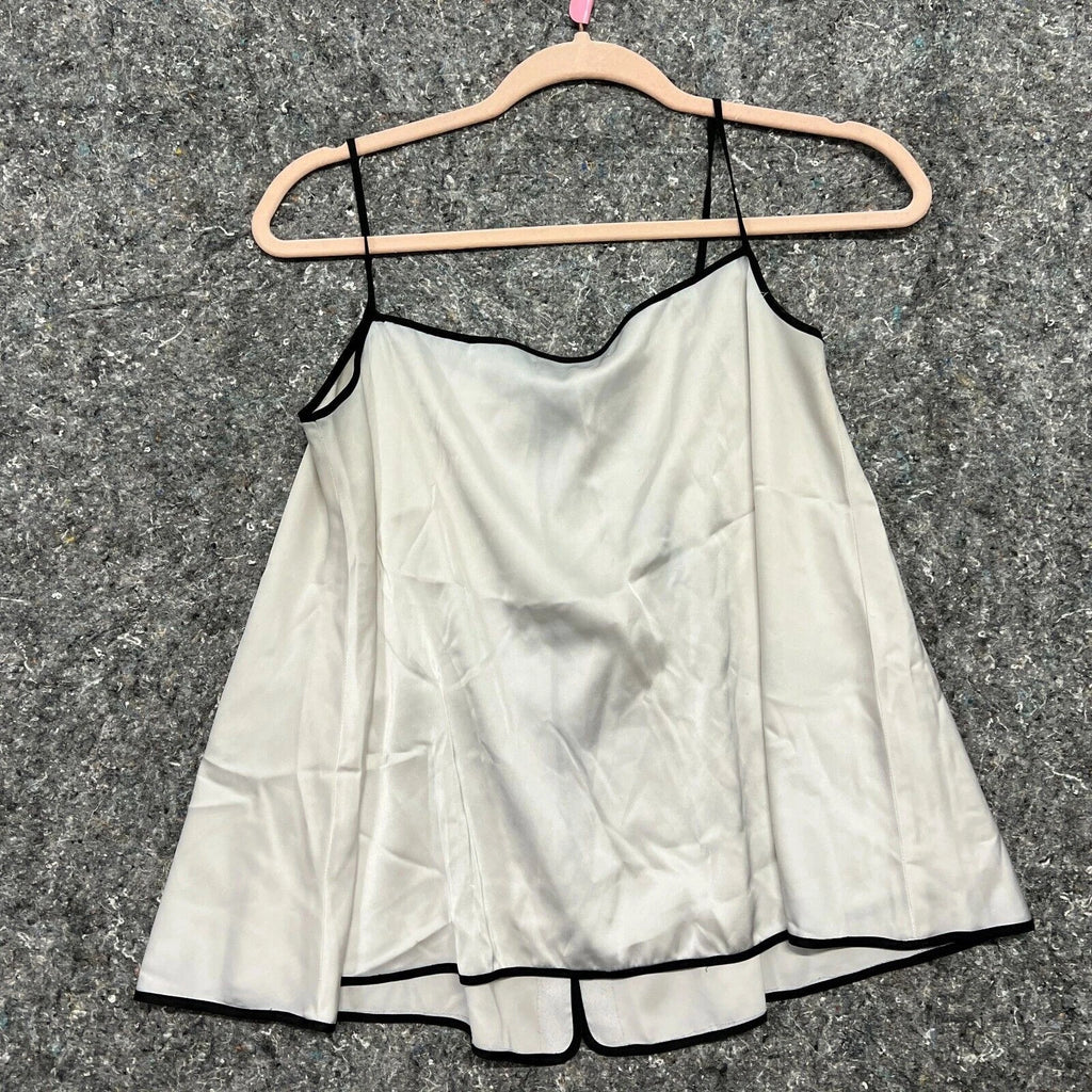 LIIQ Rush Pajama Set Women White Lightweight Two Piece Sleepwear Norm Core
