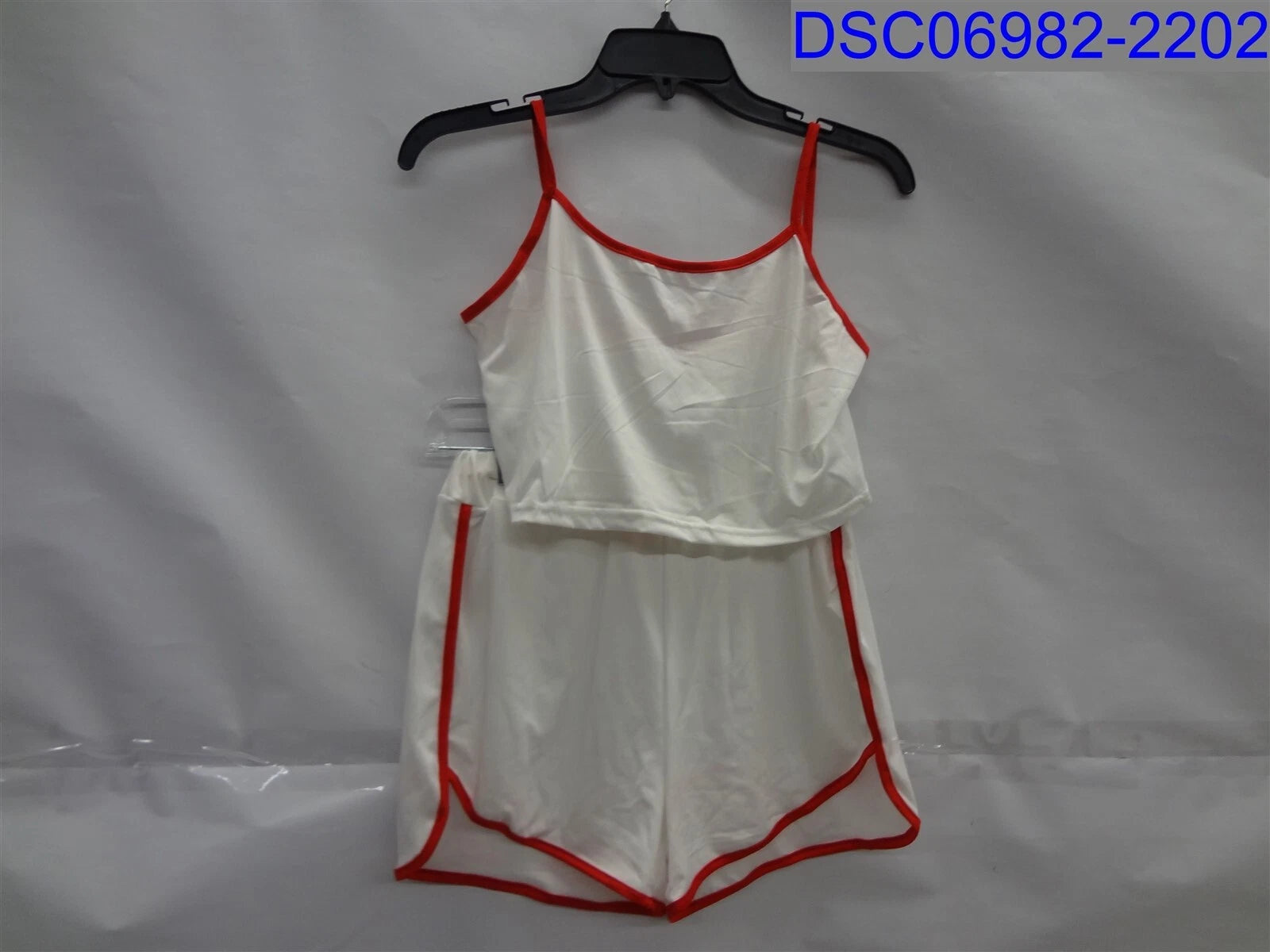 Womens XL White and Red Trim Tank Crop Top and Shorts Pajama Set
