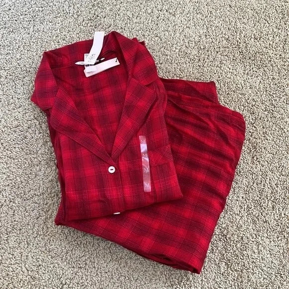New! Victoria’s Secret size M red two piece pajama set