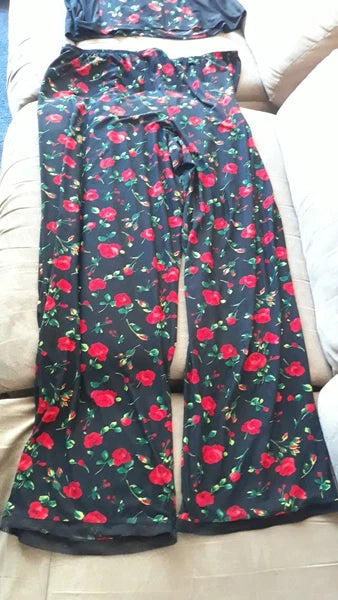 Bisou Bisou Women's Black with Red Roses Pajamas Loungewear Two Piece Size XXL