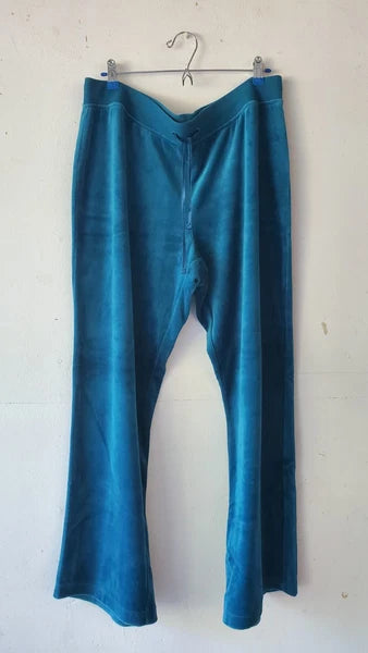 St Johns Bay Women's Blue Velour Lounge Set | Pants and Zip Up Top Size XL
