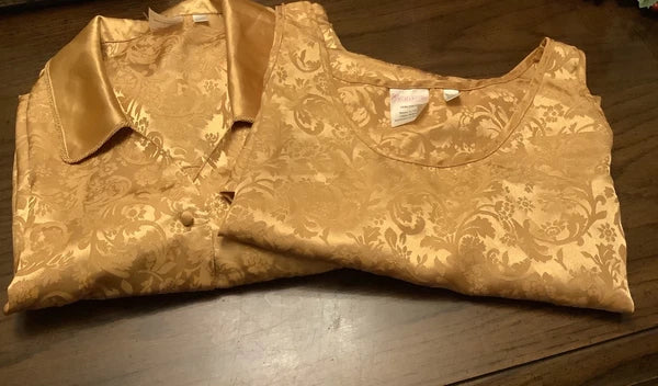 Vintage Enchanting Ladies Sleepwear. Medium (10-12). Gold. 3 Piece.