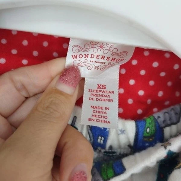 Target NEW Snowy Houses Flannel Pjammas Set 2 Pieces Button Up Size XS