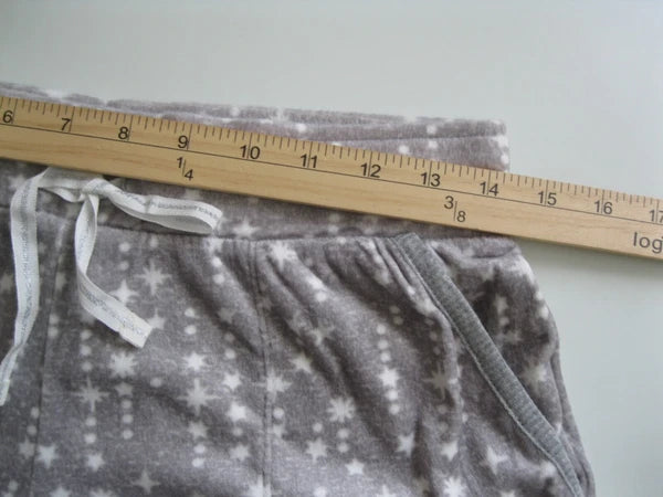 Nautica Women's 2 Piece Fleece Pajama Sleepwear Set, grey, XS (1019)