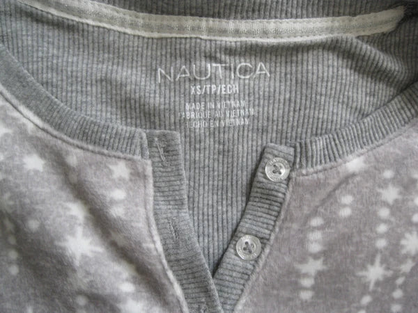 Nautica Women's 2 Piece Fleece Pajama Sleepwear Set, grey, XS (1019)