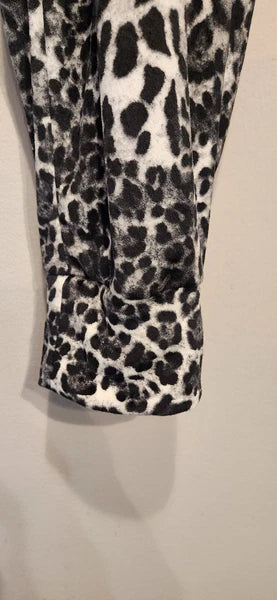 WOMEN'S PAJAMAS SIZE XL/XXL ANIMAL PRINT