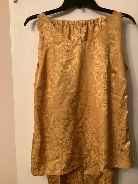 Vintage Enchanting Ladies Sleepwear. Medium (10-12). Gold. 3 Piece.