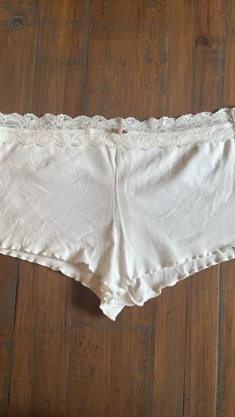For Love And Lemons Eilsey 2 Piece Pajama Set XL & L