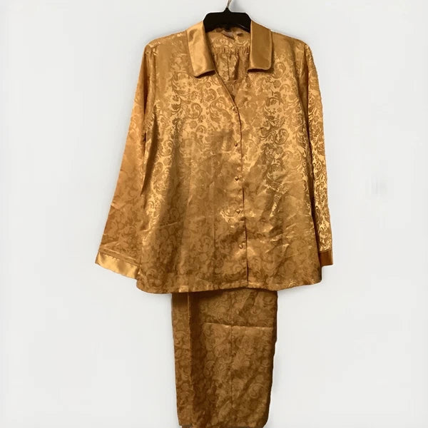 Vintage Enchanting Ladies Sleepwear. Medium (10-12). Gold. 3 Piece.
